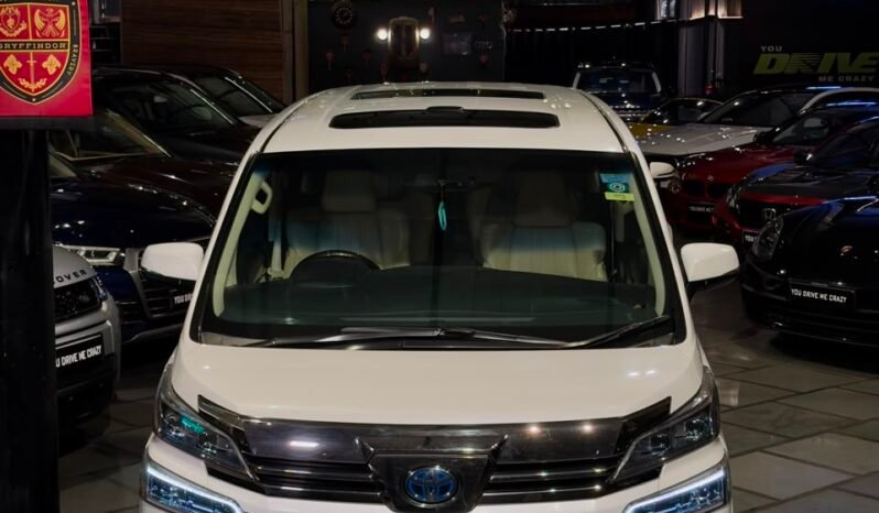 
								2022 Toyota Vellfire Executive Lounge full									