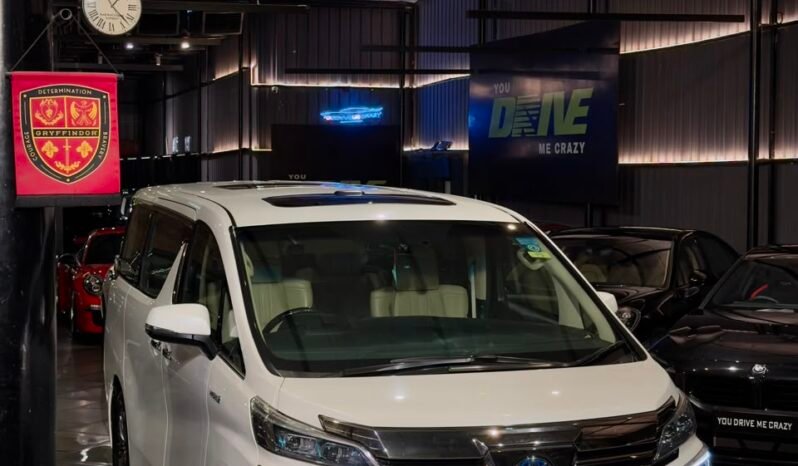 
								2022 Toyota Vellfire Executive Lounge full									