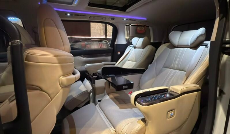 
								2022 Toyota Vellfire Executive Lounge full									