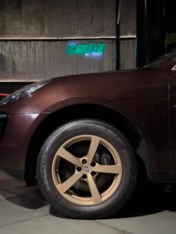 
										2017 Porsche Macan R4 Petrol full									