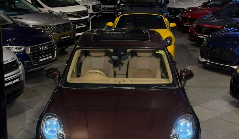 
								2017 Porsche Macan R4 Petrol full									