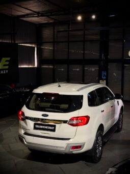 
										2024 Ford Endeavour Titanium 2.0 AT full									