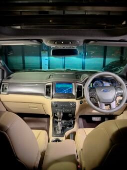 
										2024 Ford Endeavour Titanium 2.0 AT full									