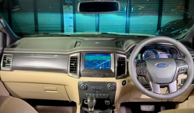 
								2024 Ford Endeavour Titanium 2.0 AT full									