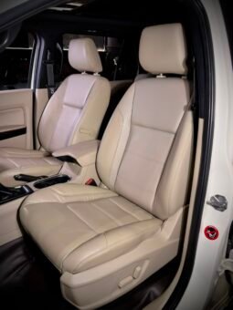 
										2024 Ford Endeavour Titanium 2.0 AT full									