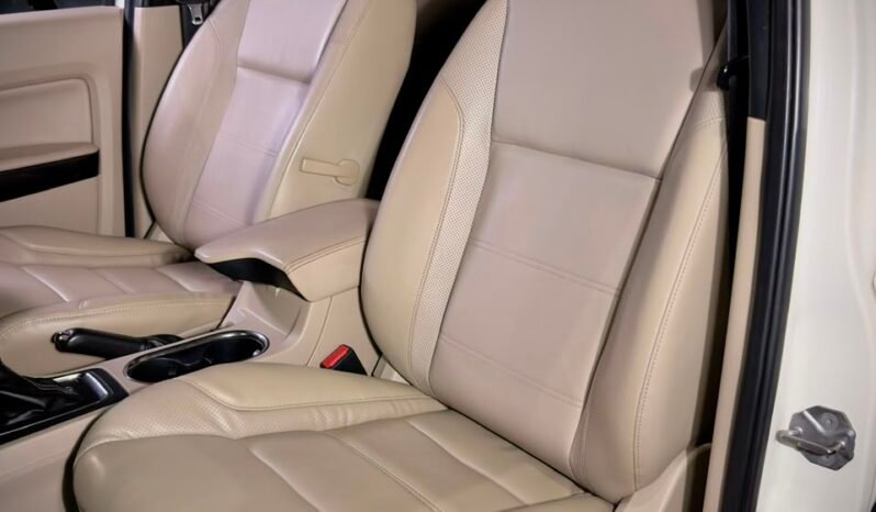 
								2024 Ford Endeavour Titanium 2.0 AT full									