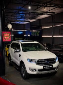 
										2024 Ford Endeavour Titanium 2.0 AT full									