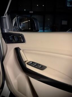 
										2024 Ford Endeavour Titanium 2.0 AT full									