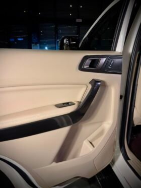 2024 Ford Endeavour Titanium 2.0 AT