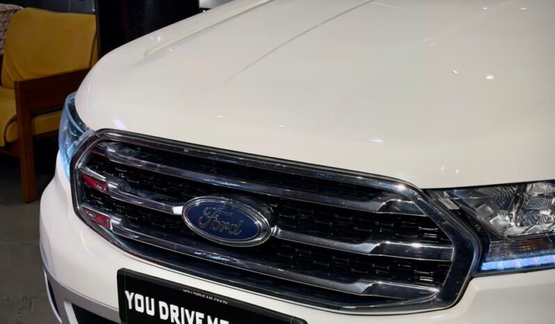 
								2024 Ford Endeavour Titanium 2.0 AT full									