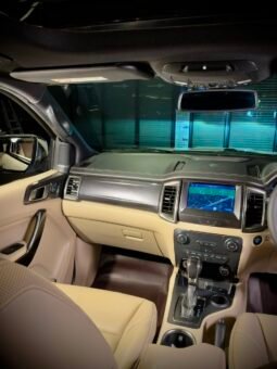 
										2024 Ford Endeavour Titanium 2.0 AT full									