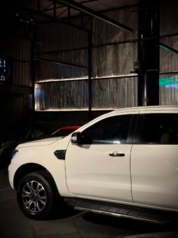 
										2024 Ford Endeavour Titanium 2.0 AT full									