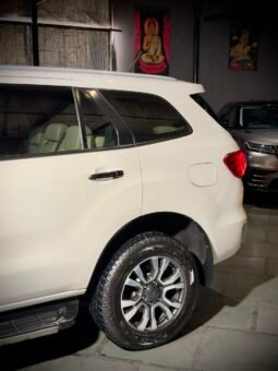 
										2024 Ford Endeavour Titanium 2.0 AT full									