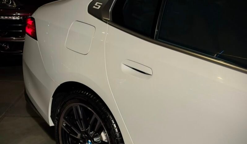
								2026 BMW 530Li M Sport full									