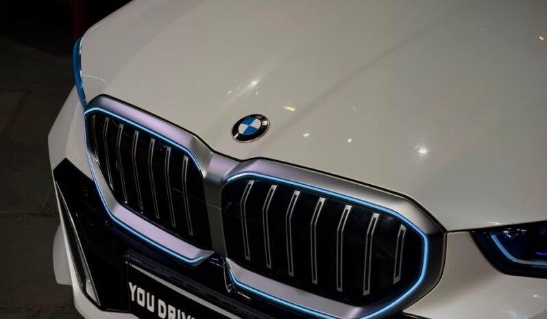 
								2026 BMW 530Li M Sport full									