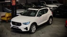 2022 Volvo XC40 B4 Petrol