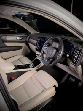 2022 Volvo XC40 B4 Petrol