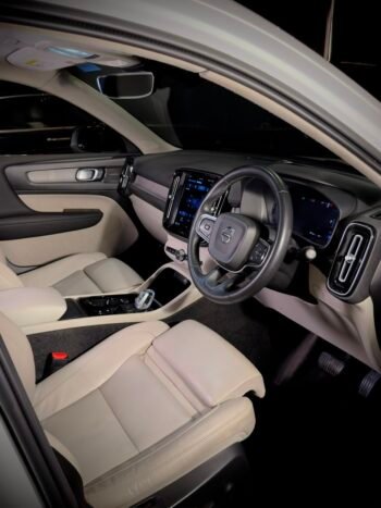 2022 Volvo XC40 B4 Petrol