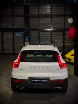 
										2022 Volvo XC40 B4 Petrol full									