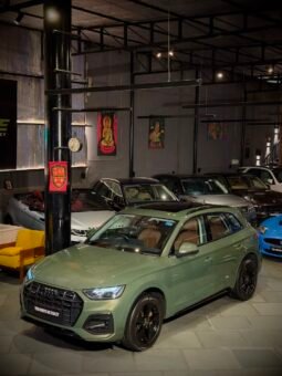 
										2023 Audi Q5 45 TFSI Technology Quattro full									