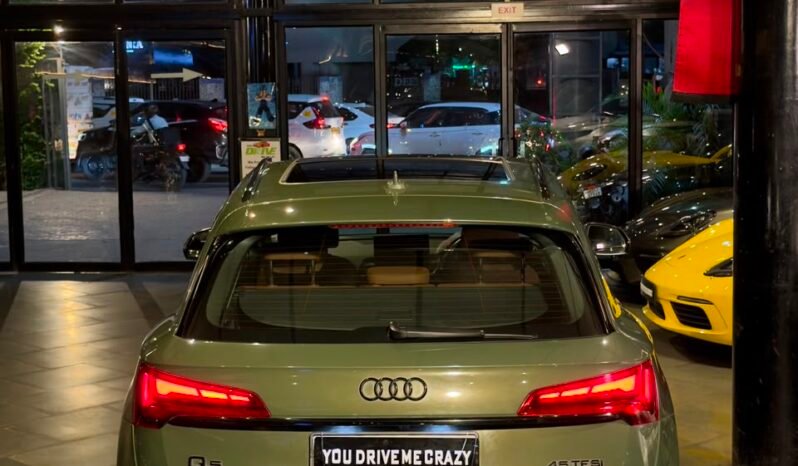 
								2023 Audi Q5 45 TFSI Technology Quattro full									
