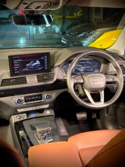 
										2023 Audi Q5 45 TFSI Technology Quattro full									