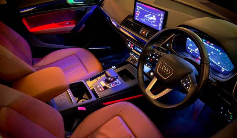 
								2023 Audi Q5 45 TFSI Technology Quattro full									