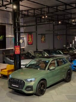 
										2023 Audi Q5 45 TFSI Technology Quattro full									