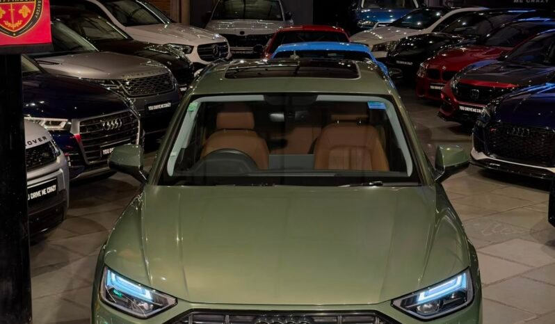 
								2023 Audi Q5 45 TFSI Technology Quattro full									