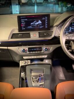 
										2023 Audi Q5 45 TFSI Technology Quattro full									