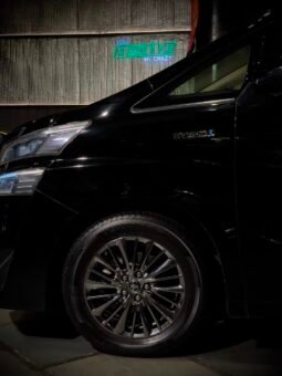 
										2023 Toyota Vellfire Executive Lounge full									