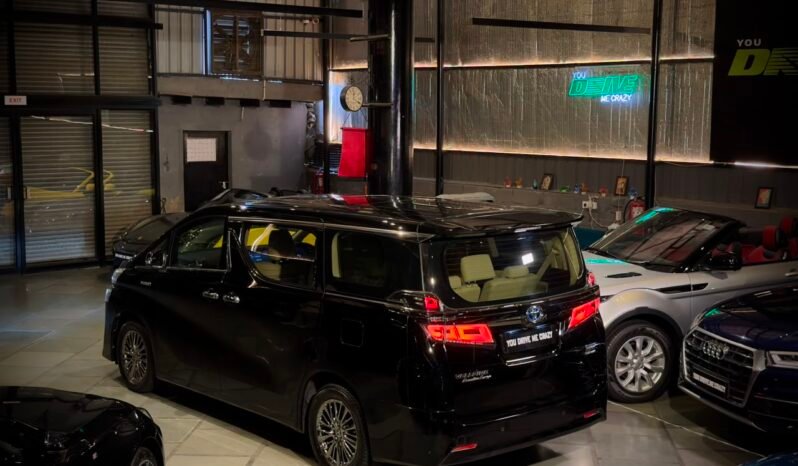
								2023 Toyota Vellfire Executive Lounge full									