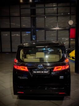 
										2023 Toyota Vellfire Executive Lounge full									
