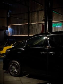 
										2023 Toyota Vellfire Executive Lounge full									