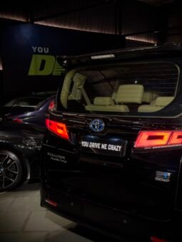 
										2023 Toyota Vellfire Executive Lounge full									