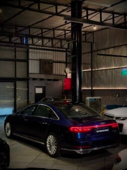 
										2020 Audi A8L 55 TFSI Technology full									