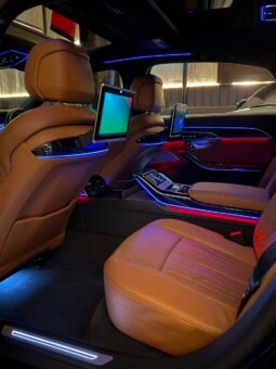 
										2020 Audi A8L 55 TFSI Technology full									