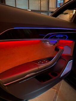 
										2020 Audi A8L 55 TFSI Technology full									