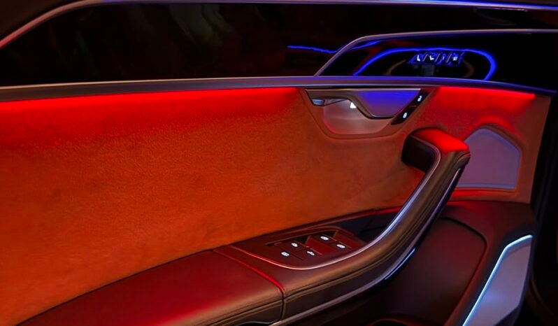 
								2020 Audi A8L 55 TFSI Technology full									