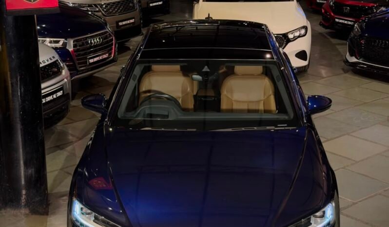 
								2020 Audi A8L 55 TFSI Technology full									