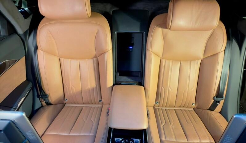 
								2020 Audi A8L 55 TFSI Technology full									