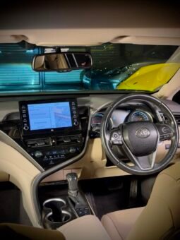 
										2023 Toyota Camry Hybrid full									