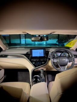 
										2023 Toyota Camry Hybrid full									