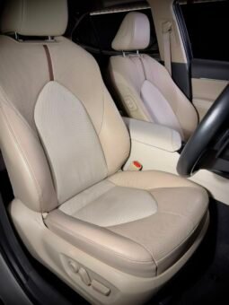 
										2023 Toyota Camry Hybrid full									
