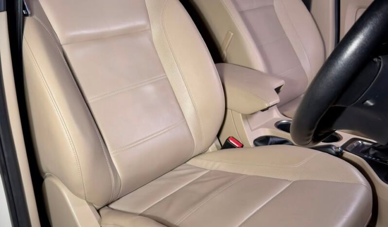 
								2021 Ford Endeavour Titanium 2.0 AT 4×2 (Facelift) full									