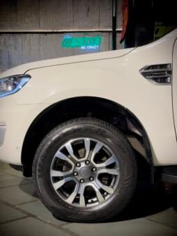 
										2021 Ford Endeavour Titanium 2.0 AT 4×2 (Facelift) full									