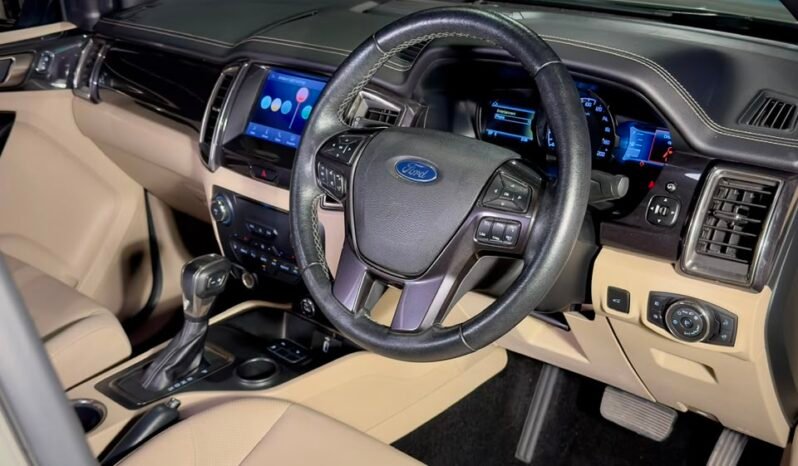 
								2021 Ford Endeavour Titanium 2.0 AT 4×2 (Facelift) full									