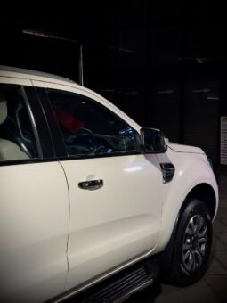 
										2021 Ford Endeavour Titanium 2.0 AT 4×2 (Facelift) full									