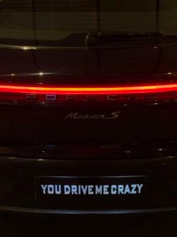 
										2020 Porsche Macan S full									