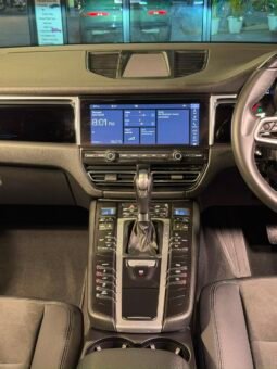 
										2020 Porsche Macan S full									